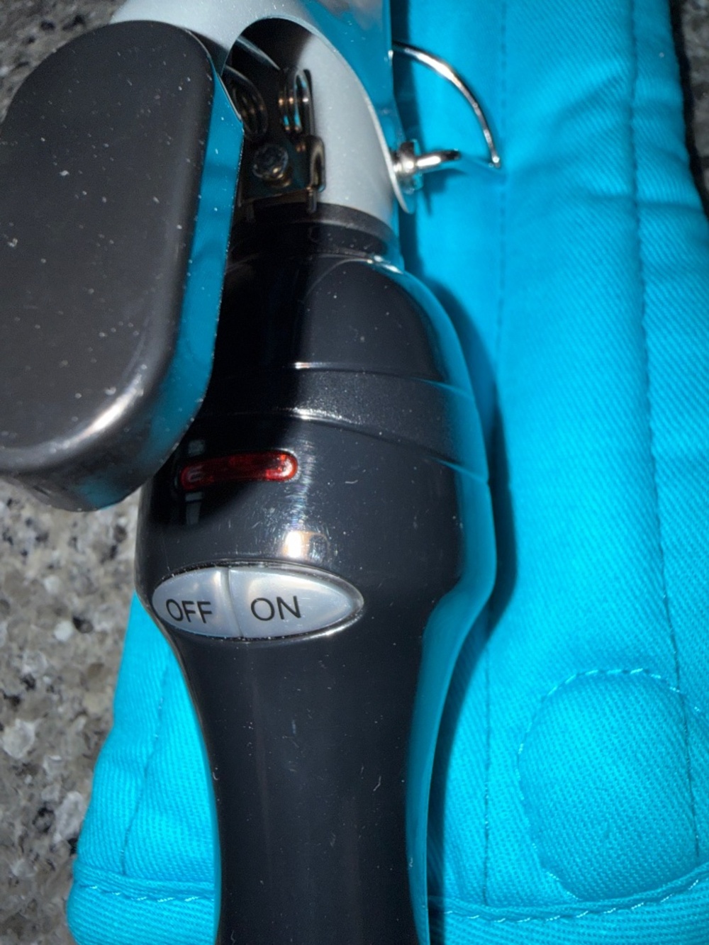 Lot of 2 Revlon Curling Irons 1” & 1.5” Perfect Heat Triple Ceramic RV050 RV051 - Picture 5 of 5
